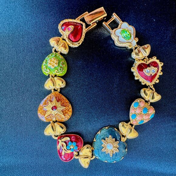 Joan Rivers Hearts & Flowers Bracelet Gold Tone w/ Enameled Hearts - New - Picture 5 of 5
